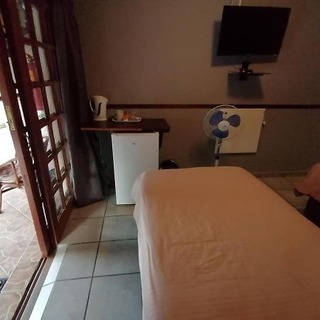 Steelpoort Inn Guesthouse 세쿤다 외부 사진