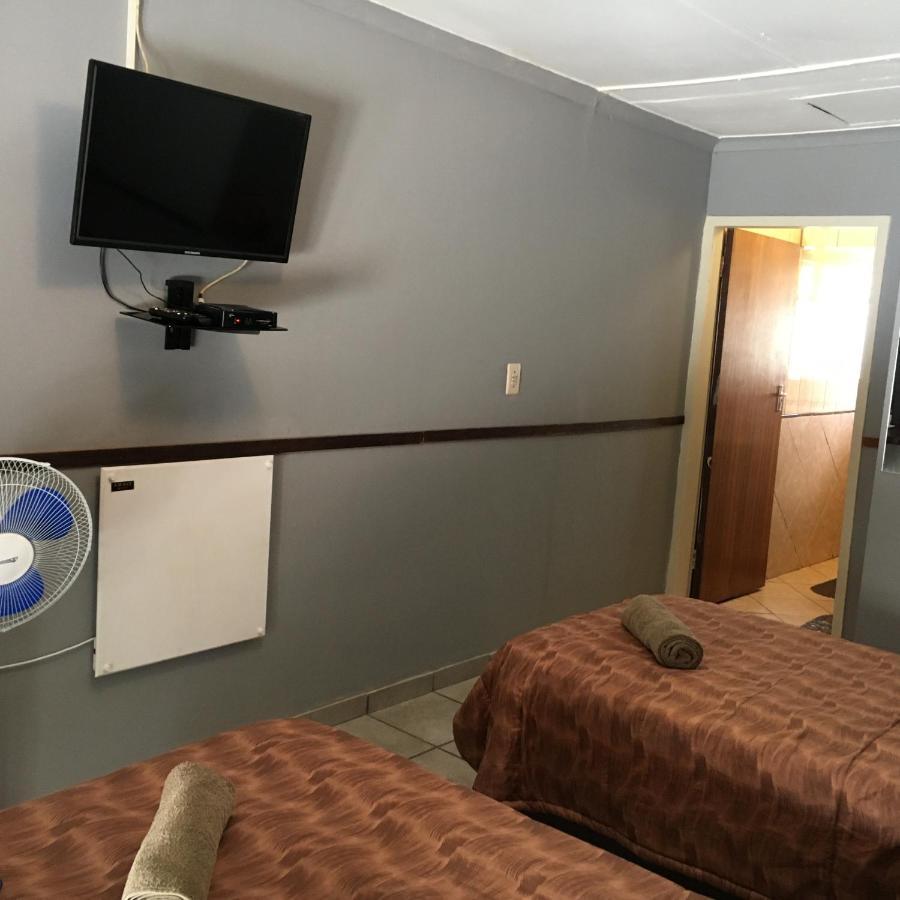 Steelpoort Inn Guesthouse 세쿤다 외부 사진